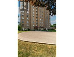 10 Van Allen AVENUE UnitNo. 604 - 33