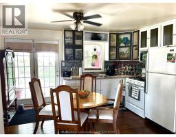 21 Albert AVENUE - 10