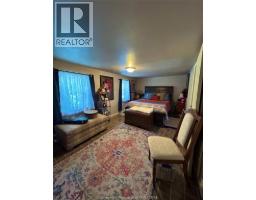 21 Albert AVENUE - 16