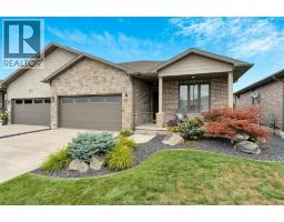 125 COTTAGE PLACE - 2