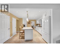 33 Sylvester DRIVE - 19