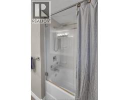 33 Sylvester DRIVE - 25