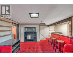 33 Sylvester DRIVE - 34