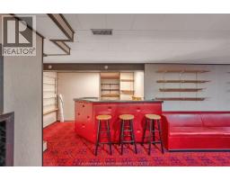 33 Sylvester DRIVE - 35