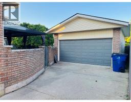147 St Michael AVENUE - 3