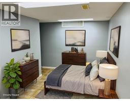 147 St Michael AVENUE - 35