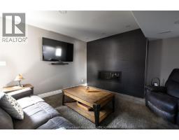 64 Valencia DRIVE - 32