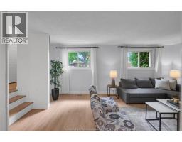 35 Peterborough DRIVE - 30