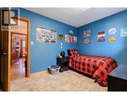 424 Gregory DRIVE East - 26