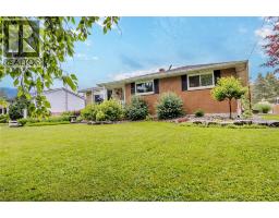 424 Gregory DRIVE East - 4