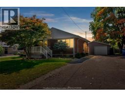 38 Burton AVENUE - 2