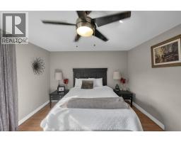116 Thornhill CRESCENT - 28
