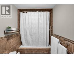 116 Thornhill CRESCENT - 32