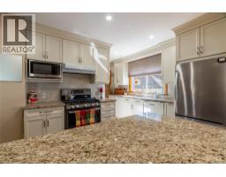 51 GLENWOOD DRIVE - 18