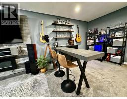 91 BRISTOL DRIVE - 22