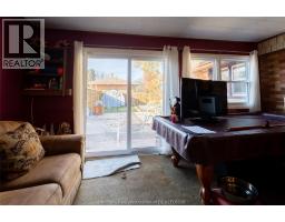 27 Hillcrest AVENUE - 21