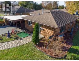 27 Hillcrest AVENUE - 37