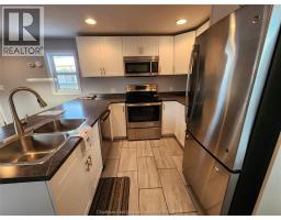 48 Regency DRIVE - 4