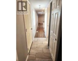 48 Regency DRIVE - 7