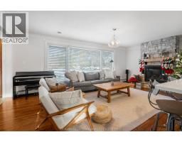 32 Lynnwood DRIVE - 11