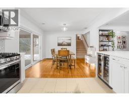 32 Lynnwood DRIVE - 13