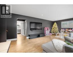 32 Lynnwood DRIVE - 19