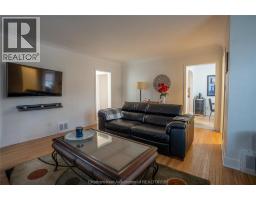 86 Phyllis AVENUE - 11