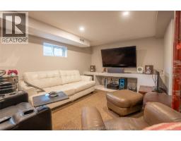 86 Phyllis AVENUE - 27