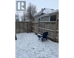 26 SHERMAN STREET - 32