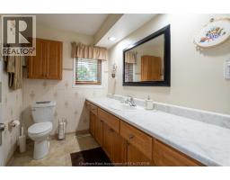 7733 Queens LINE - 15