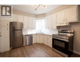 31 Adelaide STREET North - 15