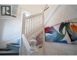 31 Adelaide STREET North - 17