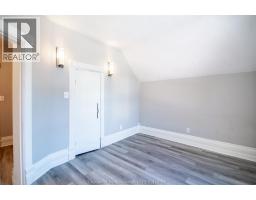 31 Adelaide STREET North - 19