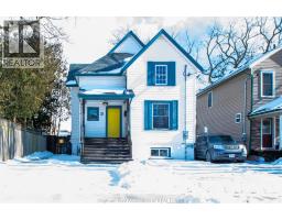 31 Adelaide STREET North - 3