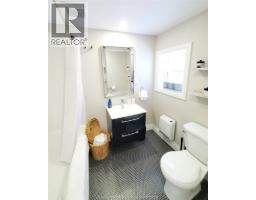 60 Lamila STREET - 36