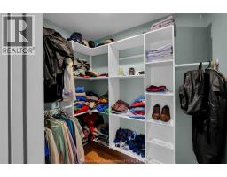 5744 Middle LINE - 35