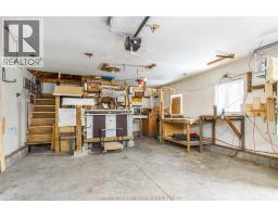 32 HALL STREET North - 36