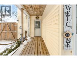 32 HALL STREET North - 4