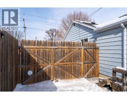 42 REAUME AVENUE - 24