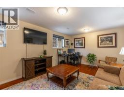 192 Woods STREET - 19