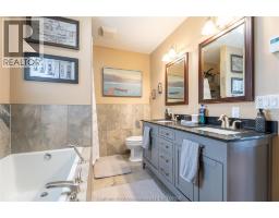 950 NORTH STREET - 18