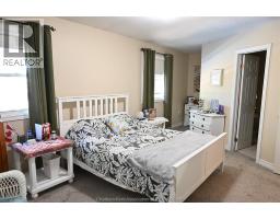 5 Bernard AVENUE East - 10