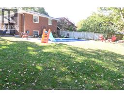 5 Bernard AVENUE East - 25