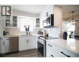 10 Van Allen AVENUE UnitNo. 301 - 17