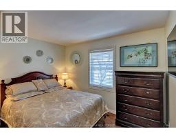 15 O Neil STREET - 22