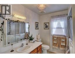 15 O Neil STREET - 27