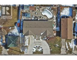 15 O Neil STREET - 33