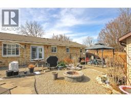 15 O Neil STREET - 42