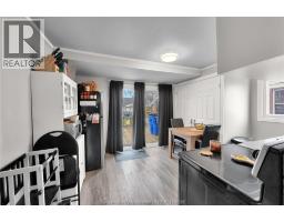 14 McNaughton AVENUE - 10