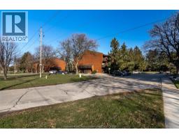 955 Grand AVENUE - 23